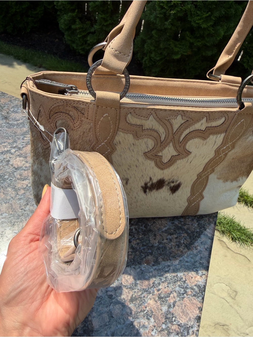 Trinity Ranch Genuine Hair-On Cowhide Collection Concealed Carry Tote - Tan - Picture 6 of 16